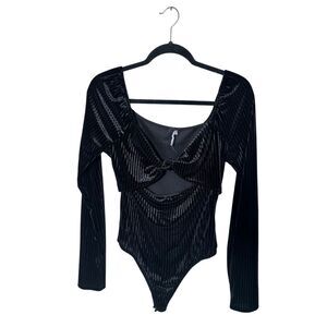 LUSH Black Ribbed Velvet Knot Front Cutout Bodysuit - Large